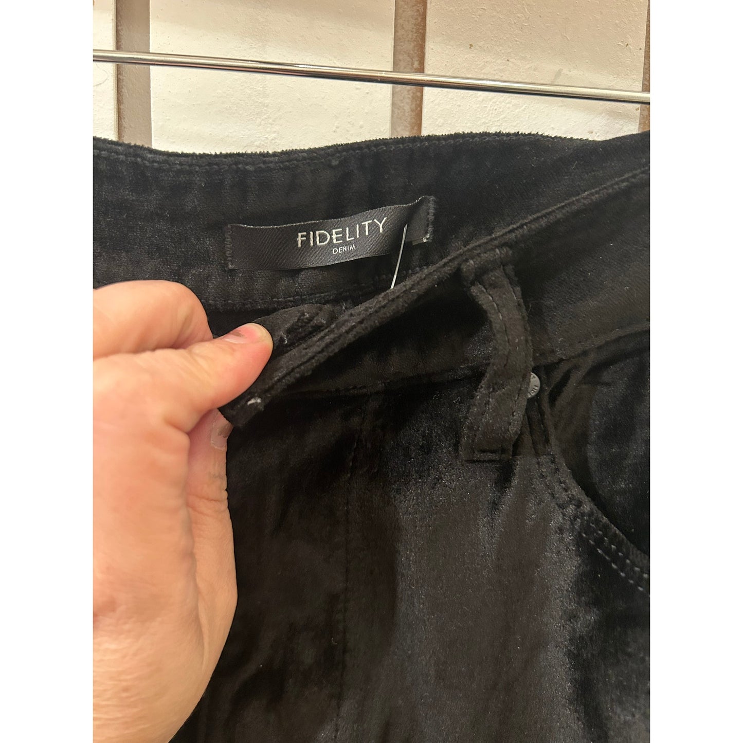 Fidelity Black Velvet Pants Crop Wide Leg Size 26